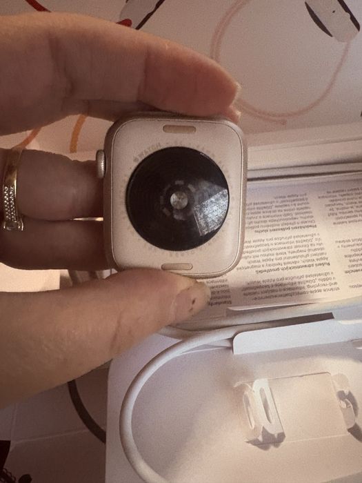 apple wach SE (2 Gen)