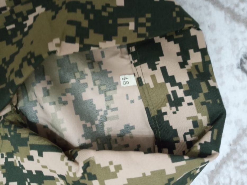 Продам камуфляжный костюм