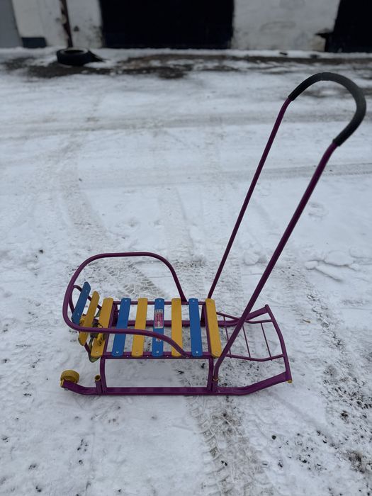 Продам санки в отличном состоянии