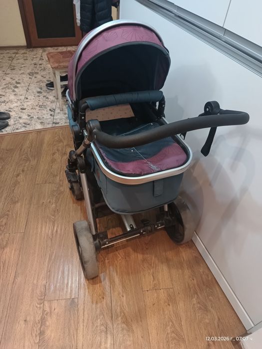 Детска количка  ..