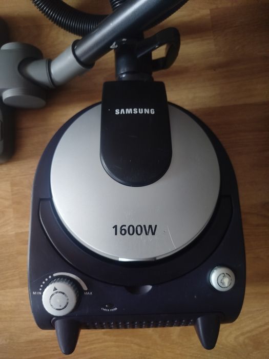 Aspirator Samsung 1600W, sac textil