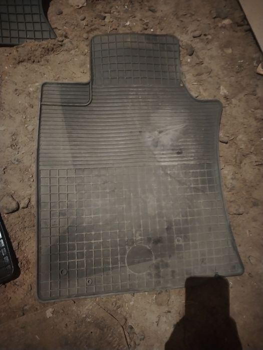 Полик сатылымда машина