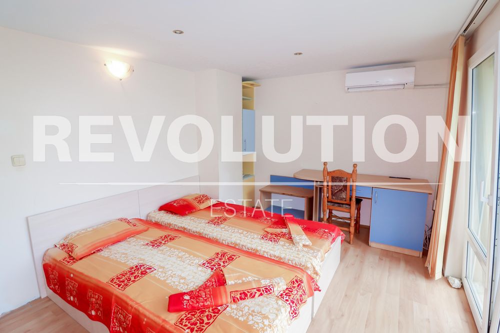 Етаж от къща  в гр.Варна, Бриз!