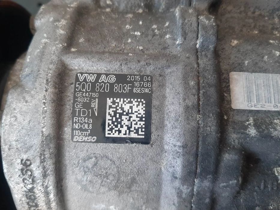 compresor clima ac audi a3 vw golf 7 seat  leon 5f skoda octavia 3  5q0820803f