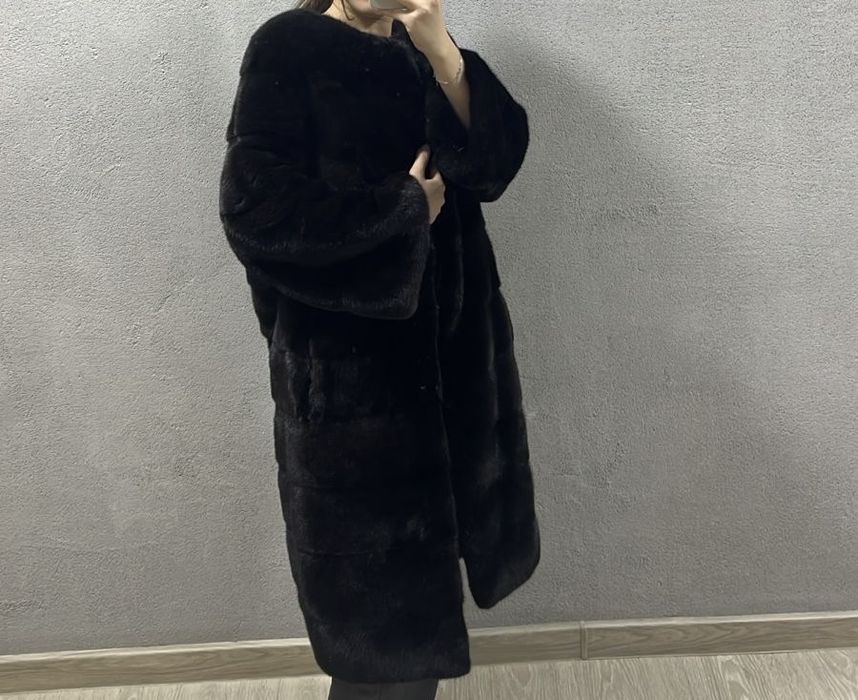 Продается норковая шуба в отличном состояний!!!