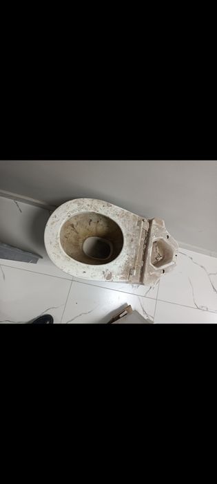 Продам рабочи унитаз