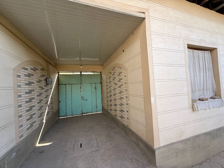 Uy sotiladi zangiota tumani nazarbek mfy da nazarbek postidan 6 km