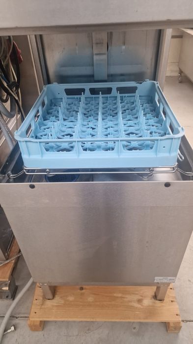 Немска конзолна съдомиална Hobart AMXXS-31