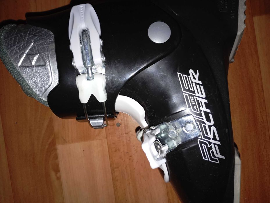 Детски ски обувки Fischer