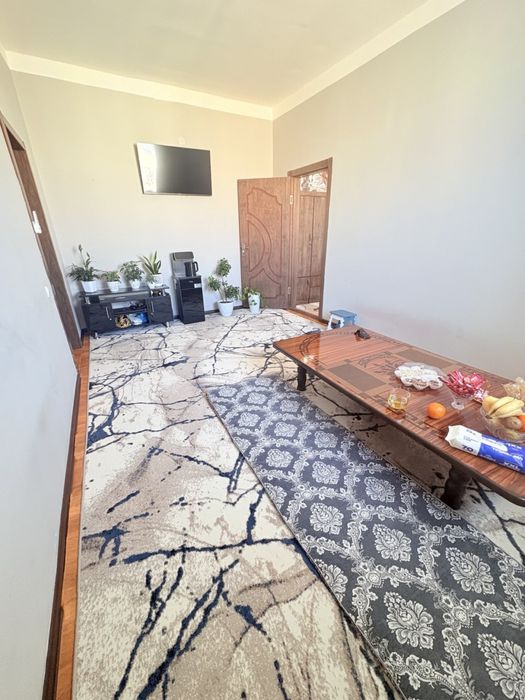 Продается 2-комнатная квартира