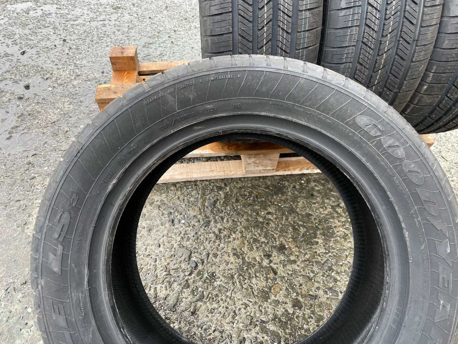 265/50/19 GoodYear Eagle LS2 dot 2018 NO PORSCHE Cayenne Чисто нови