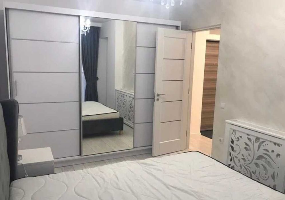 Дава се под наем Двустаен апартамент в Пловдив, Каменица 2 - 62 кв.м за 204 € - Снимка #1