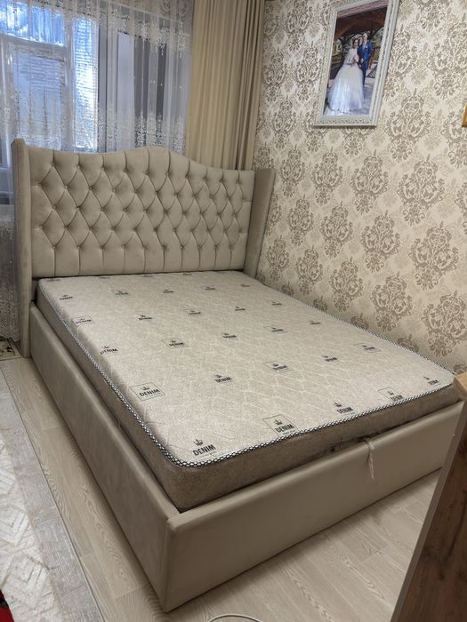 Продам Кровать 160*200