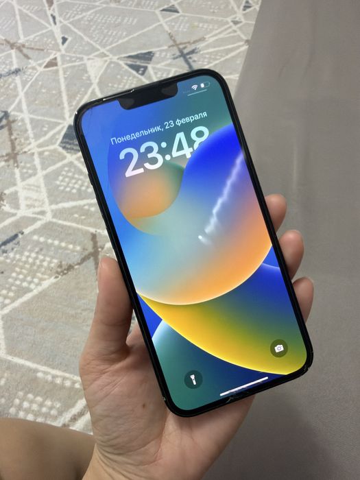 Продам iphone 13 128гб