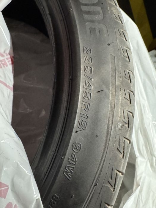 Продам шины BridgeStone R18