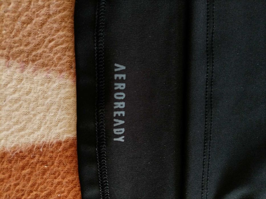 Нова спортна тениска Adidas