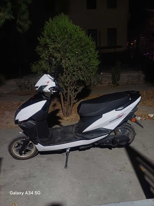 Электронный скутер