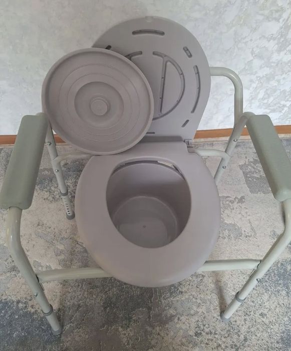Продам биотуалет кресло
