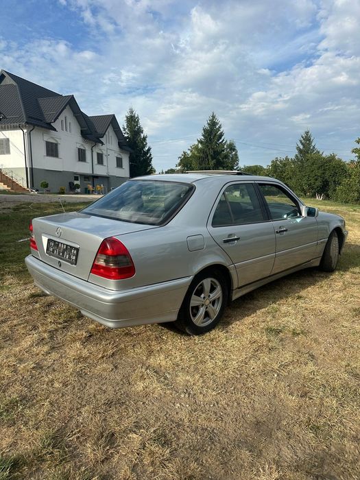 Mercedes 1994 C200