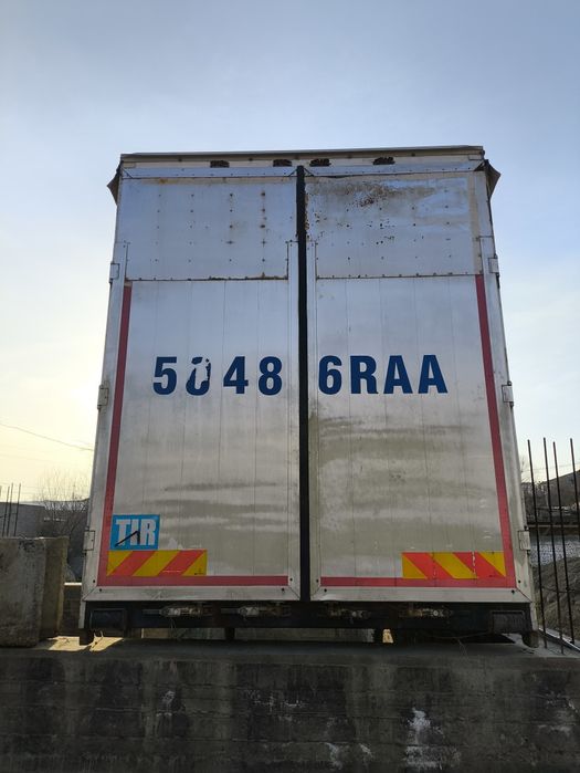 Kuzov tentovka dver tent