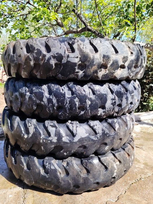 Шина для спезтехника