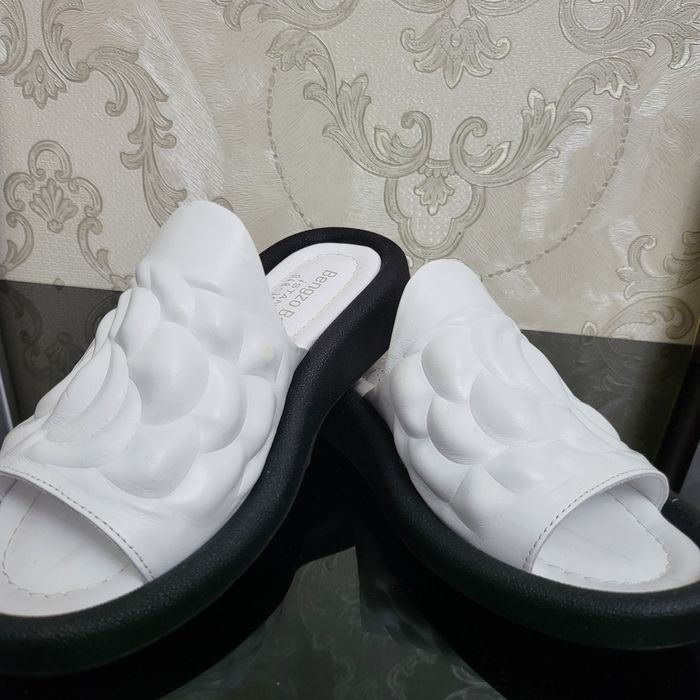 Срочно Обувь новая