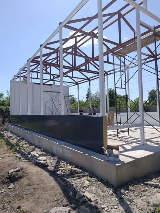 Бригада строителей выполнит работы