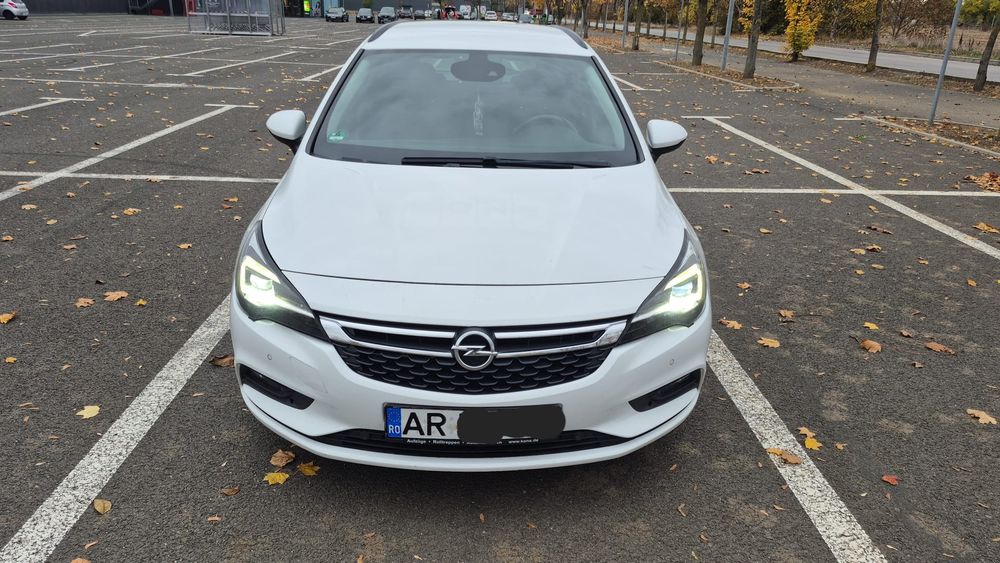 Vând Opel Astra K 2017