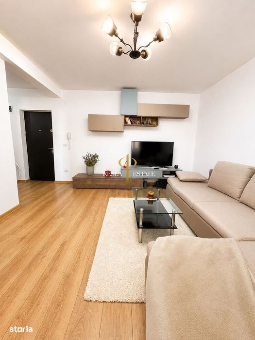 Apartament cu 3 camere - decomandat + pod | curte și parcare| Giroc