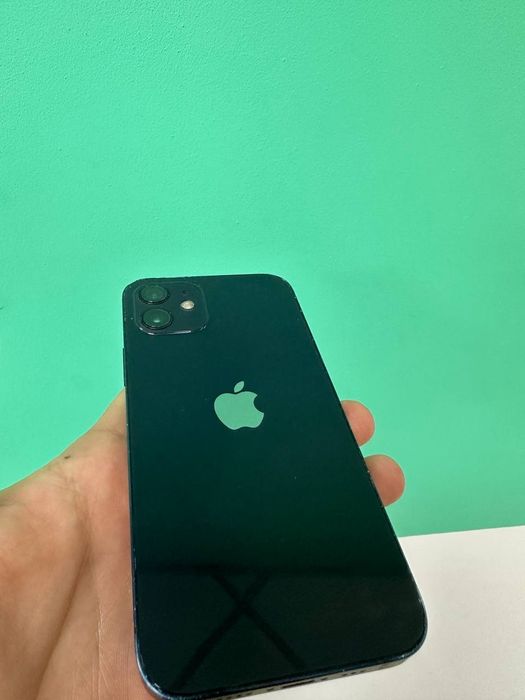Iphone 12 64 Gb.  .