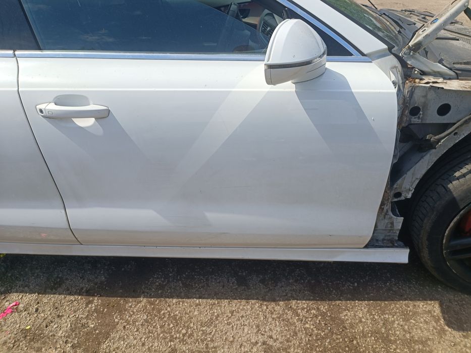 Предна дясна врата AUDI A7