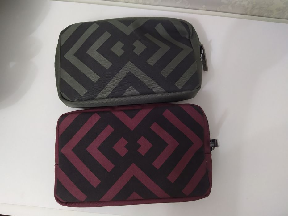 Продам косметички новые