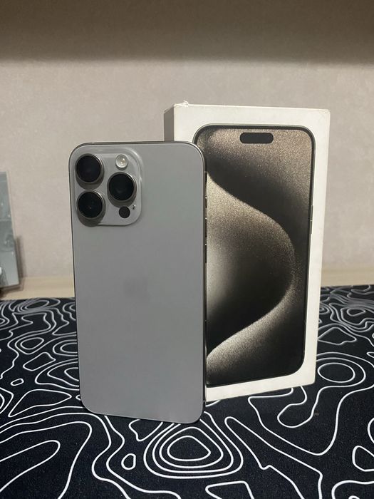 Айфон 15 про мах