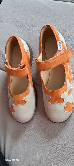 Pantofi fetite din piele