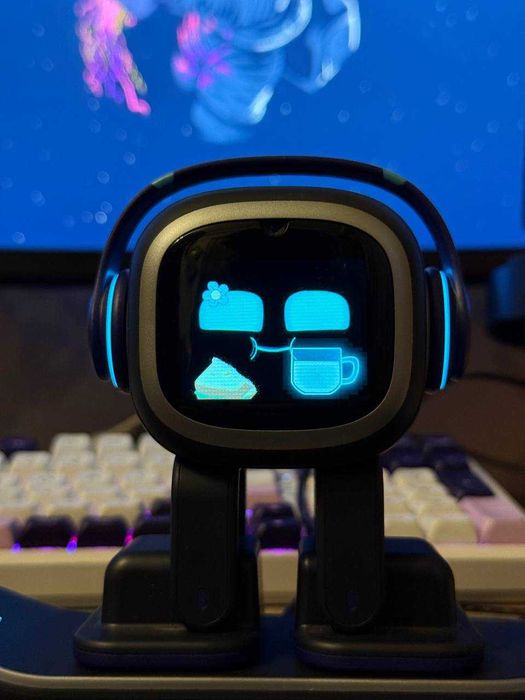 Умный робот EMO Robot AI