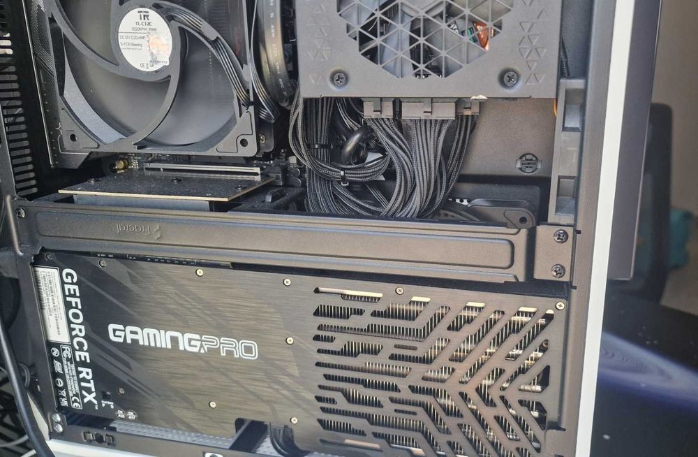 Placa video RTX 5070TI 16GB  256biti noua, garantie