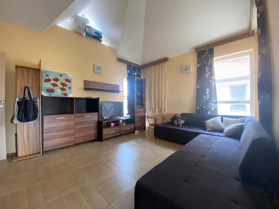 Обзаведена къща в затворен комплекс близо до Варна