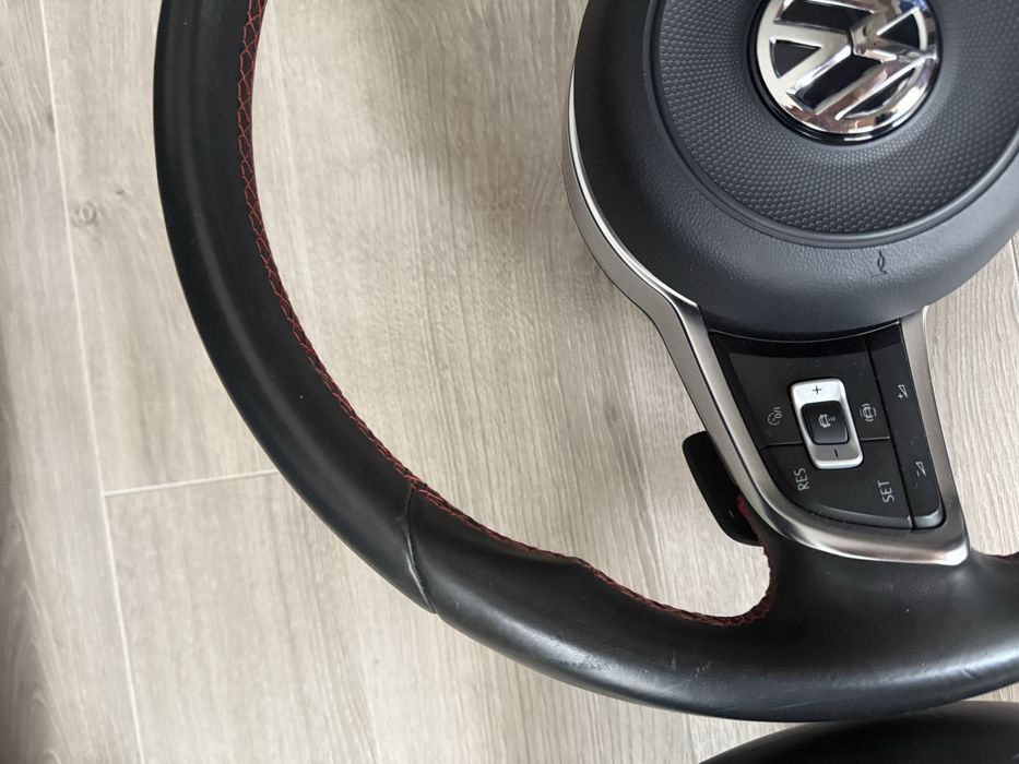 Волан VW Golf GTI или GTD Голф ГТИ ГТД Оригинален