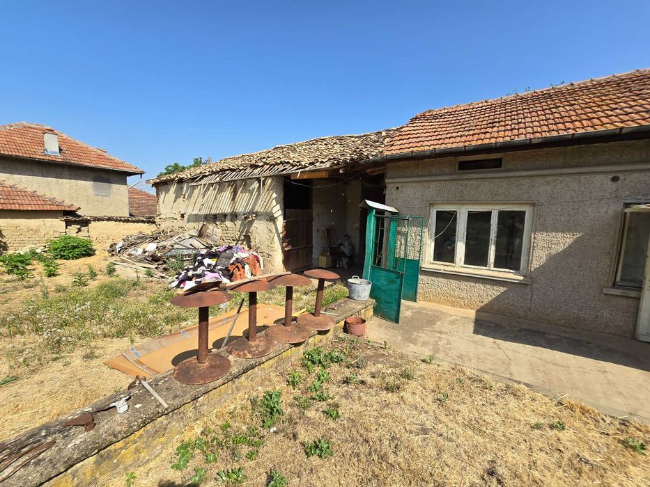 Продава се Къща в с. Никюп, Област Велико Търново - 100 кв.м за 189 €/кв.м - Снимка #2