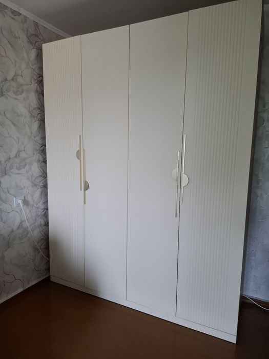 Продам вместительный шкаф для вещей