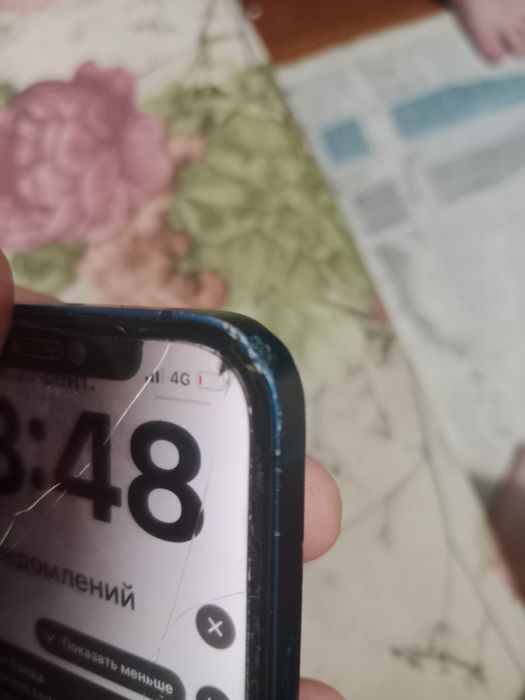 Айфон 12 в хорошем состояниии