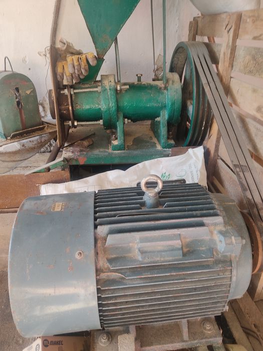 Продаётся электродвигатель!