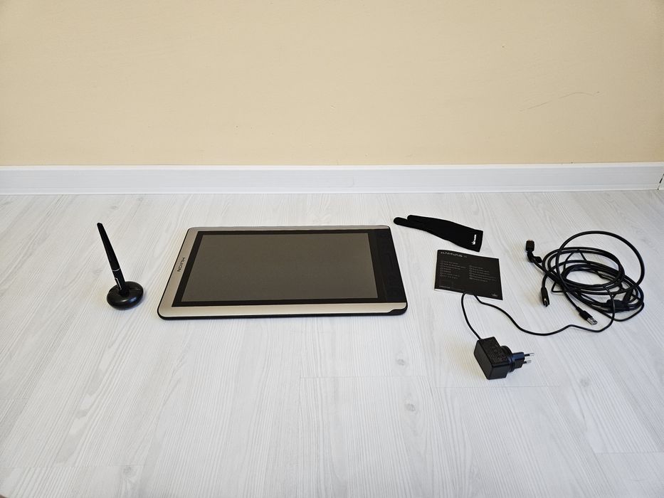 Графичен таблет HUION KAMVAS 16