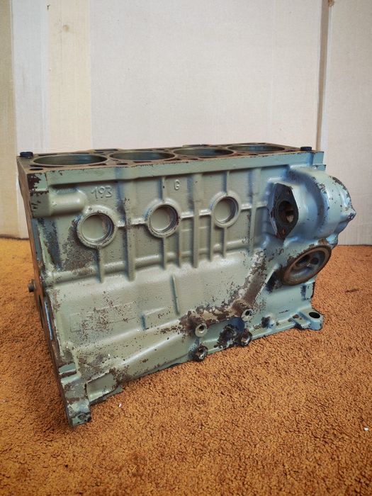 Блок приора, отличное состояние.