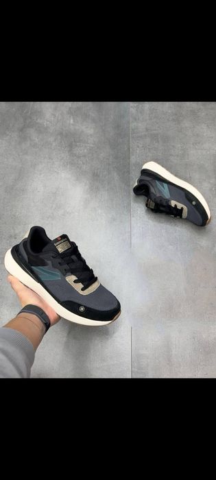 Кроссовки HOKA LUX