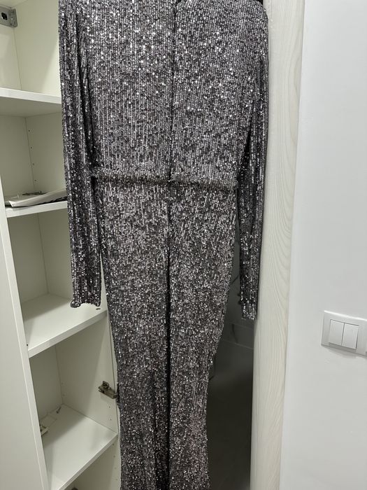 Vand rochie de seara, gri cu paiete