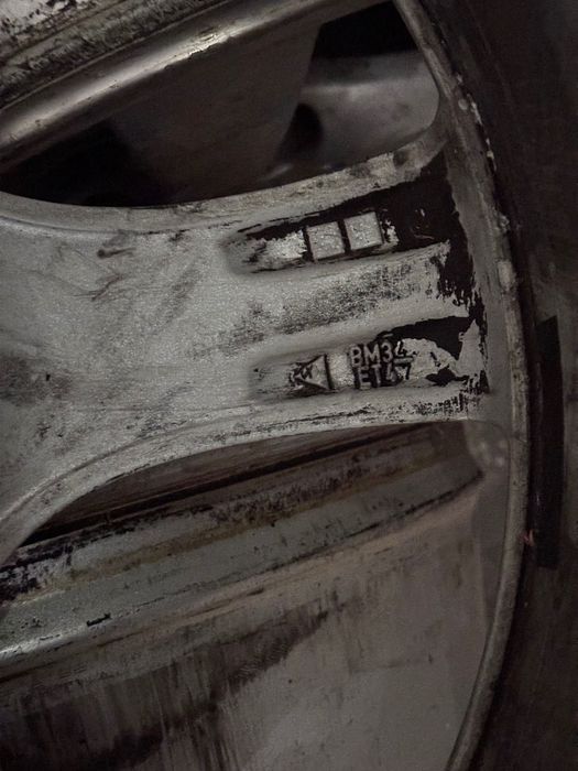 Vând Jante R18 în două lățimi, BMW