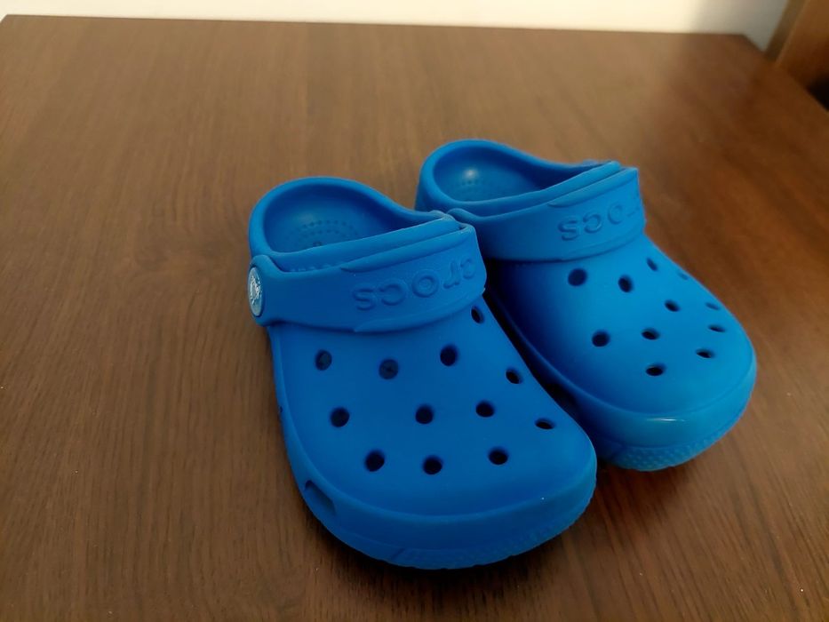 Vanzare Crocs c7