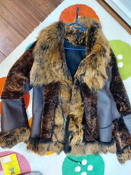 Cojoc haina de piele cu blana naturala maron marimea M