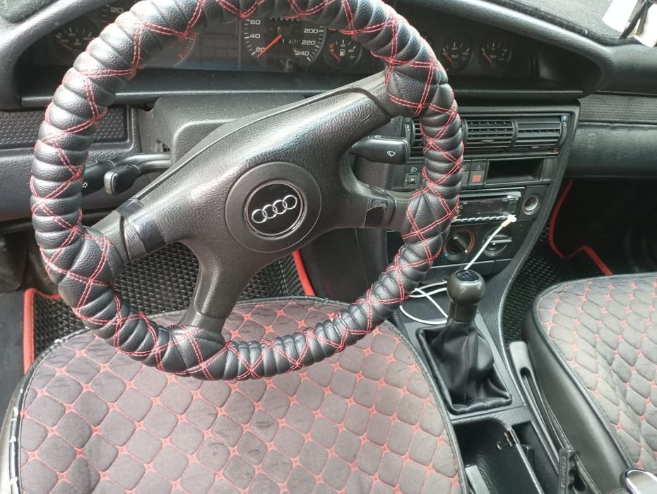 Продам машину Ауди 100